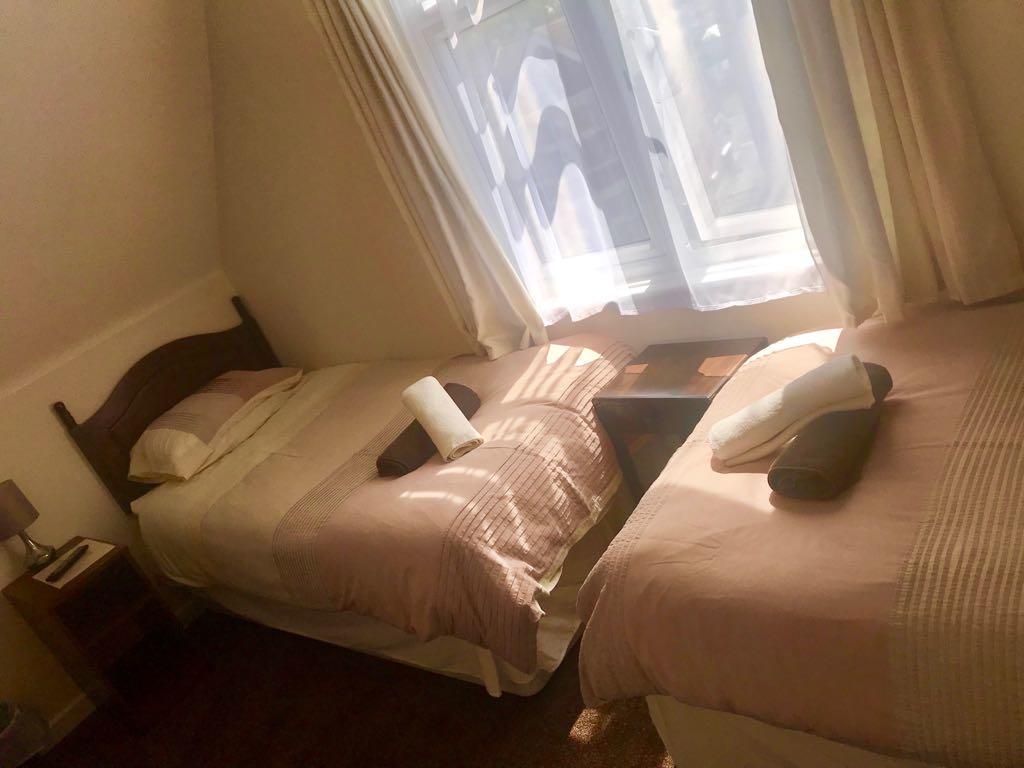 Отель Landguard House Bed Only Саутгемптон Экстерьер фото